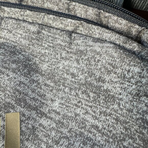 ADIDAS Grey Charcoal Space Dye Zipper Fanny Pack Crossbody Bag - Picture 4 of 11